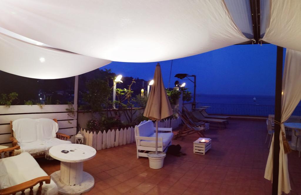 B&B Sottocoperta Taormina Exterior photo